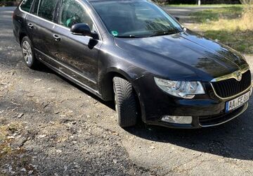 Skoda Superb 166.000 km 8.000 &euro; Neuler 73430