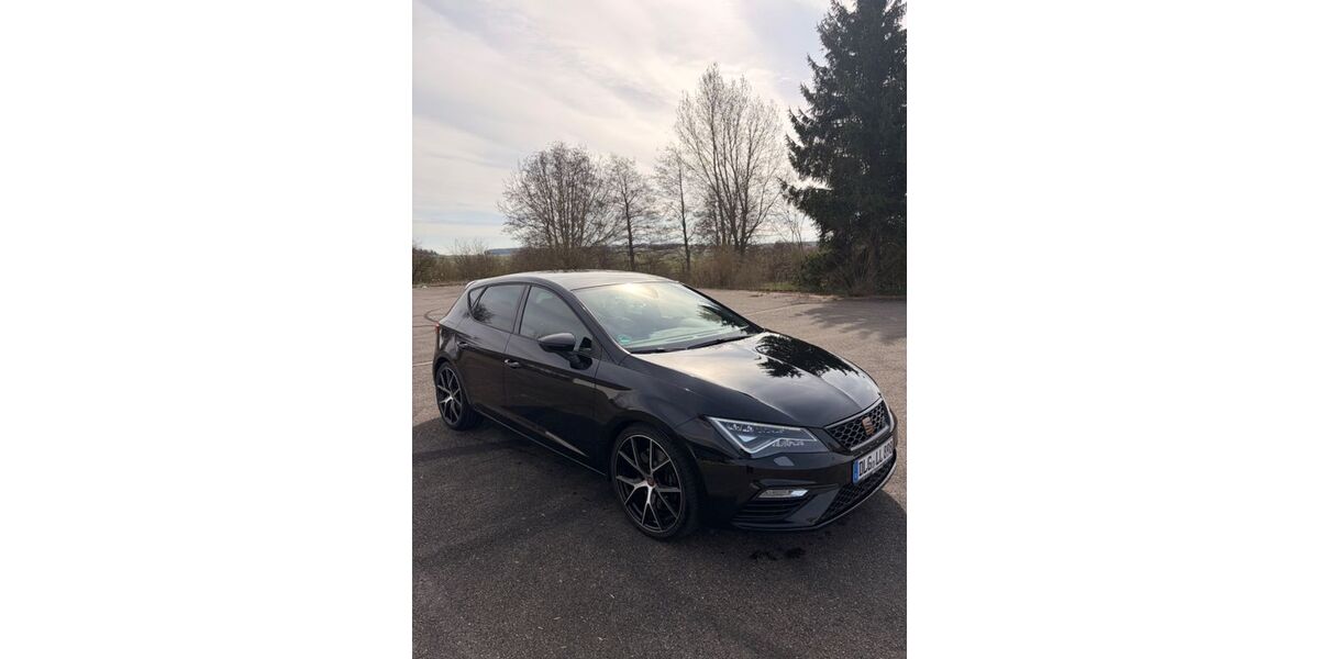 Seat Leon 88.000 km 20.400 &euro; Syrgenstein 89428