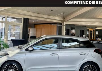 Hyundai i20 97.200 km 9.290 &euro; Bopfingen 73441