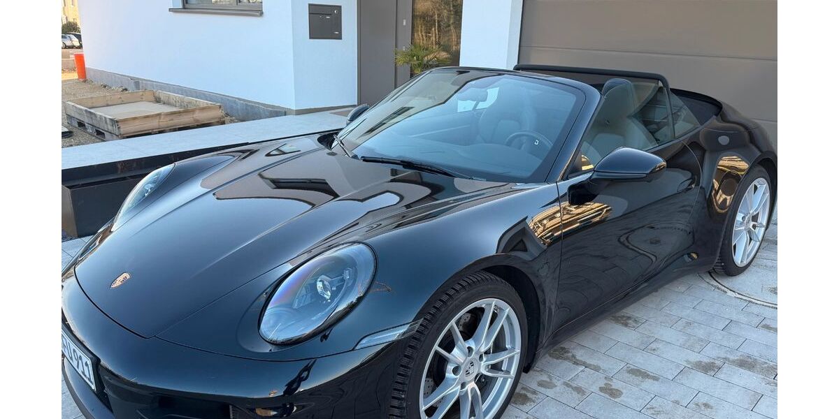 Porsche 992 15.476 km 129.911 &euro; Schwäbisch Gmünd 73527