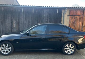 BMW 318 215.900 km 7.050 &euro; Nördlingen 86720