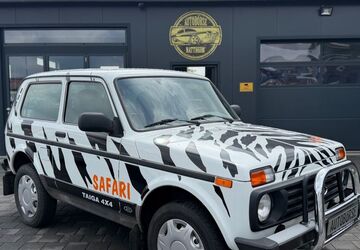 Lada Niva 22.000 km 10.999 &euro; Nattheim 89564
