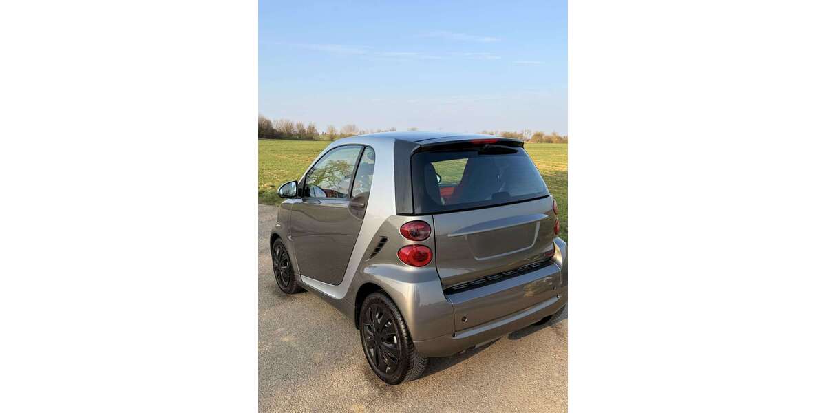 Smart forTwo 127.000 km 5.659 &euro; Mutlangen 73557