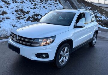 VW Tiguan 162.000 km 11.700 &euro; Essingen­­­ 73457
