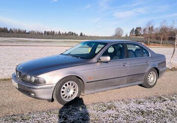 BMW 523 238.000 km 5.500 &euro; Neuler 73491