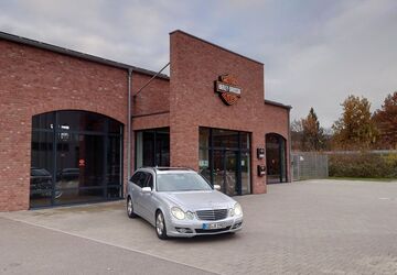 Mercedes-Benz E 320 299.999 km 4.950 &euro; Schwäbisch Gmünd 73529