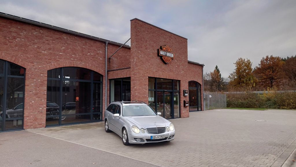 Mercedes-Benz E 320 299.999 km 4.950 &euro; Schwäbisch Gmünd 73529