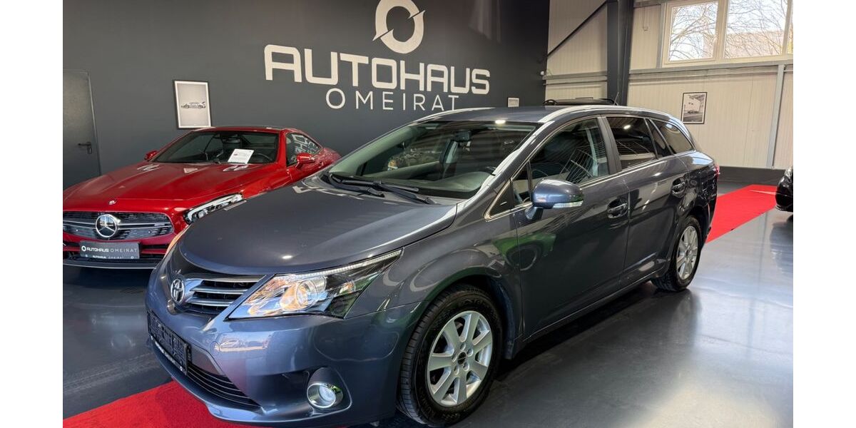 Toyota Avensis 205.000 km 5.900 &euro; Aalen-Essingen 73457