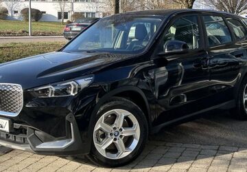 BMW iX1 28.310 km 34.890 &euro; Essingen 73457