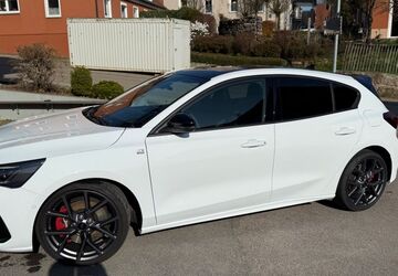 Ford Focus 18.900 km 33.800 &euro; Ellwangen 73479