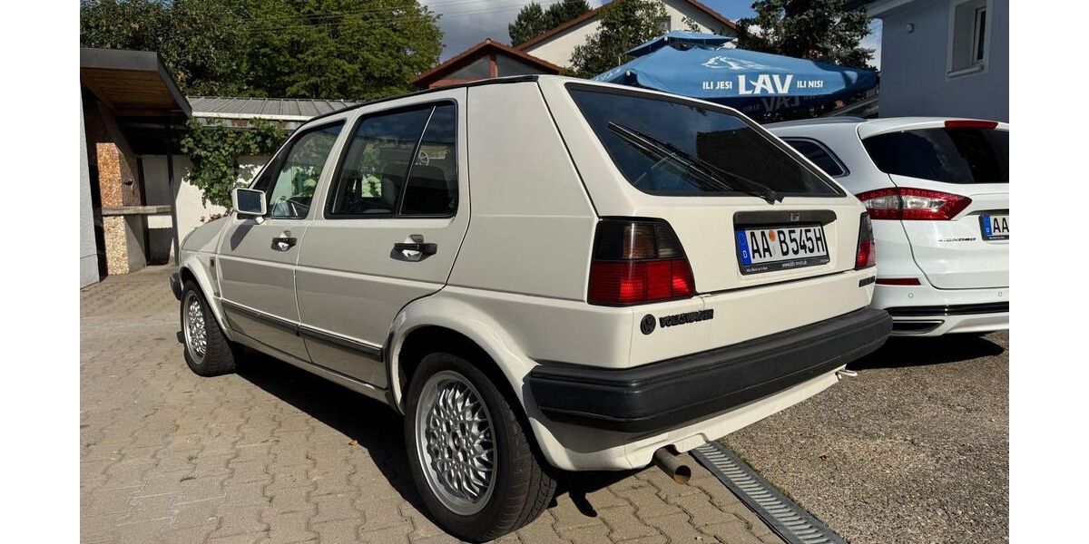 VW Golf 127.632 km 5.400 &euro; Aalen 73432