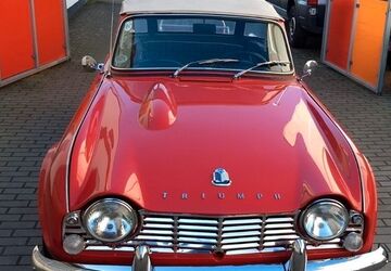 Triumph TR4 90.000 km 24.500 &euro; Schwäbisch Gmünd 73525