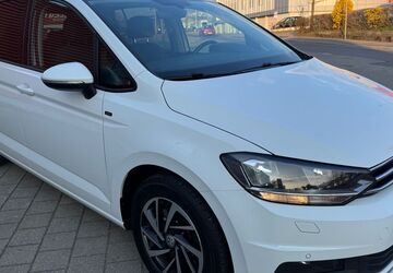 VW Touran 144.259 km 14.999 &euro; Aalen 73431