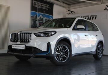 BMW iX1 18.956 km 38.400 &euro; Nördlingen 86720