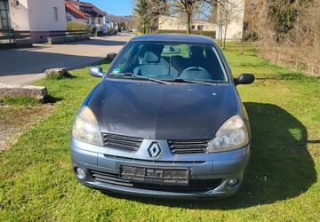Renault Clio 276.000 km 600 &euro; Schwaebisch Gmuend 73527