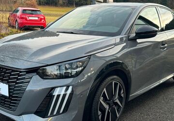 Peugeot 208 26.100 km 17.990 &euro; Schwäbisch Gmünd 73527