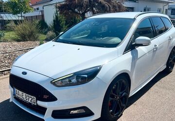 Ford Focus 63.000 km 17.500 &euro; Ruppertshofen bei Schwäbisch Gmünd 73577
