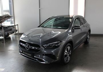 Mercedes-Benz GLA 200 11.888 km 44.390 &euro; Heidenheim 89520