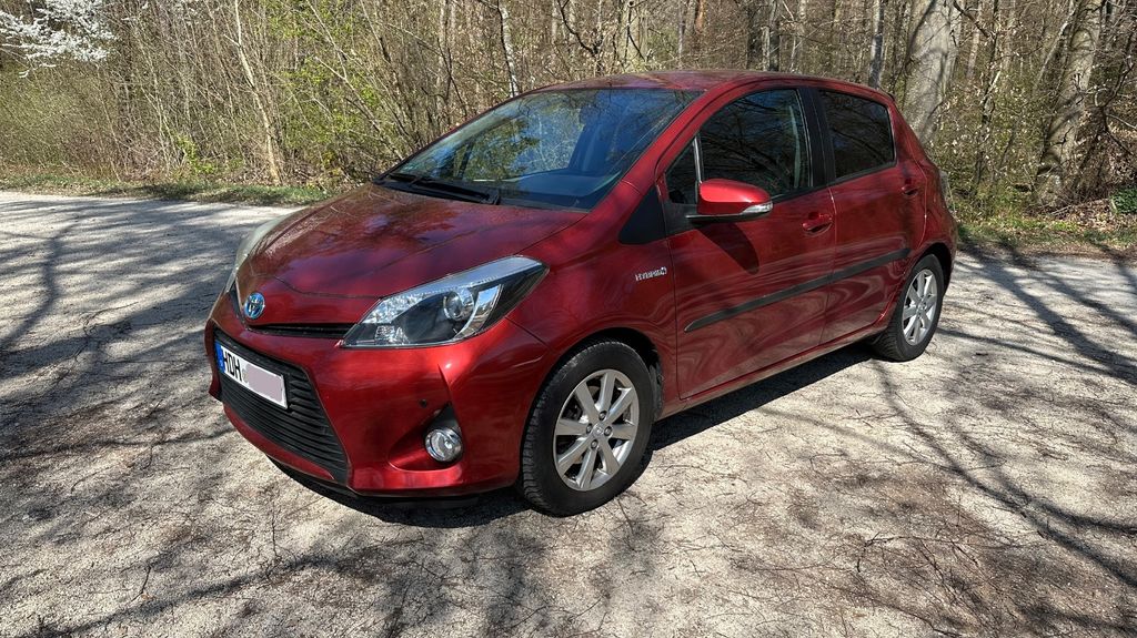 Toyota Yaris 118.000 km 8.200 &euro; Herbrechtingen 89542