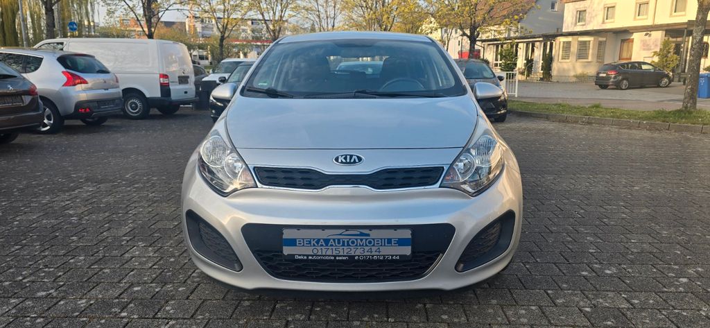 Kia Rio 113.000 km 5.700 &euro; Aalen 73433