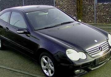 Mercedes-Benz Coupé 204.000 km 5.300 &euro; Heuchlingen 73572