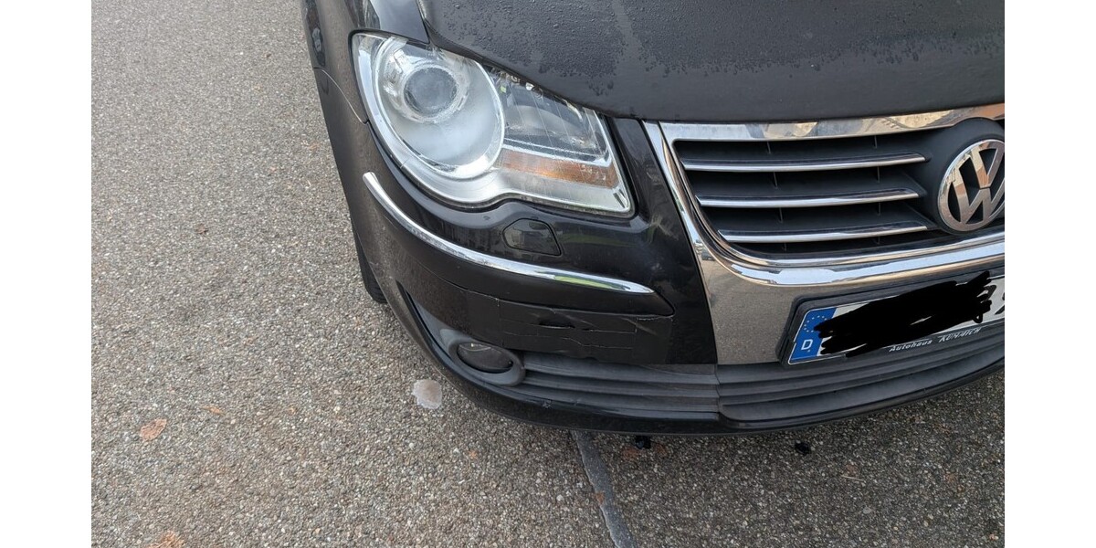 VW Touran 210.000 km 3.500 &euro; Aalen 73430