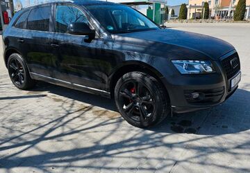 Audi Q5 195.000 km 11.101 &euro; Ellwangen (Jagst) 73479