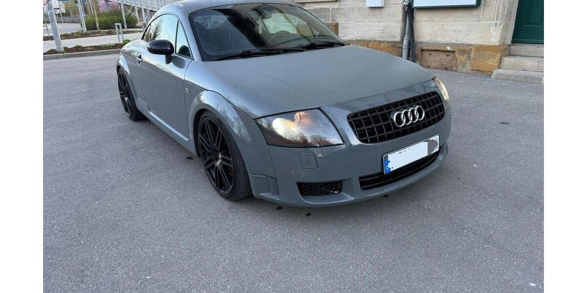 Audi TT 221.000 km 7.999 &euro; Heidenheim 89520