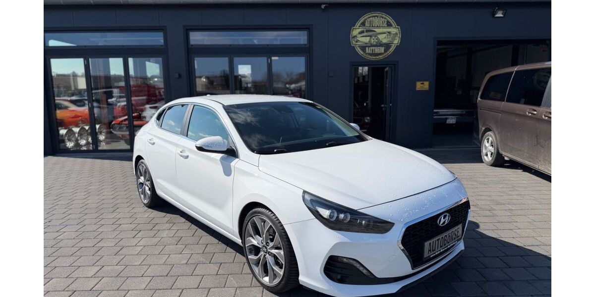 Hyundai i30 87.660 km 14.499 &euro; Nattheim 89564