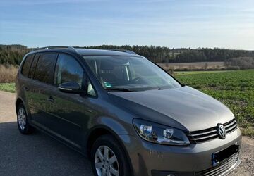 VW Touran 226.000 km 6.299 &euro; Wört 73499