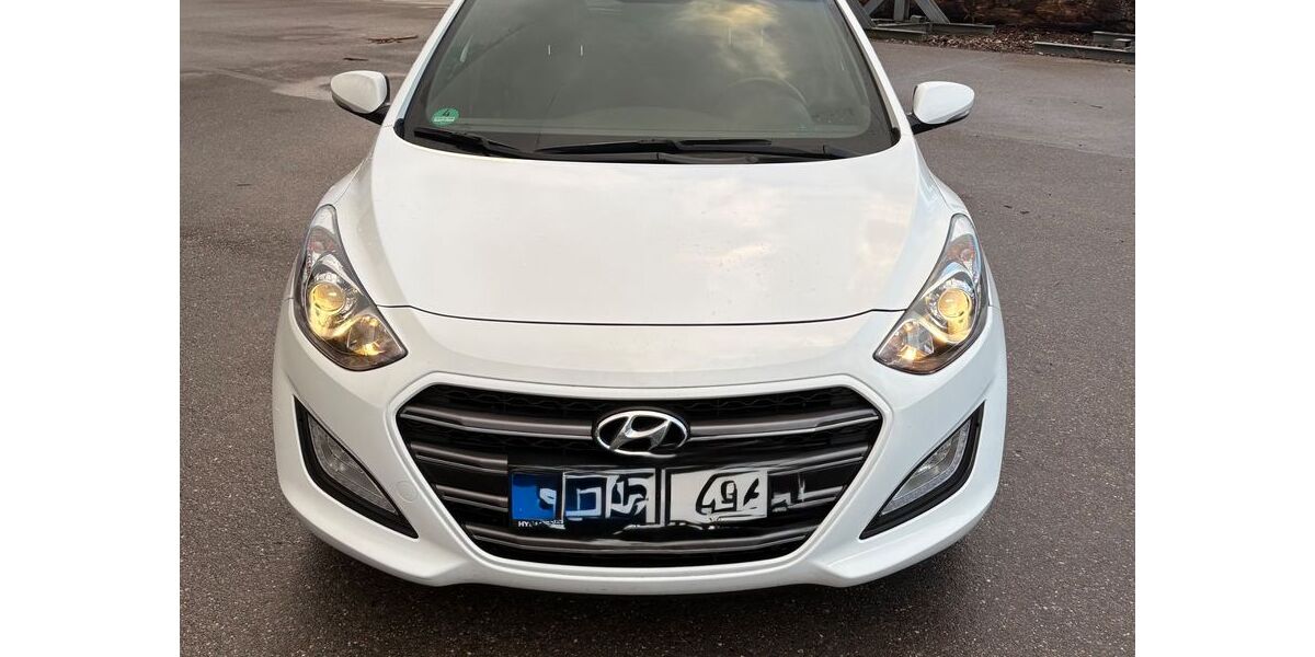 Hyundai i30 85.000 km 10.000 &euro; Gaildorf 74405