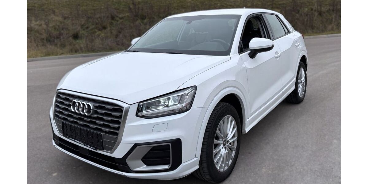 Audi Q2 216.000 km 12.500 &euro; Essingen­­­ 73457