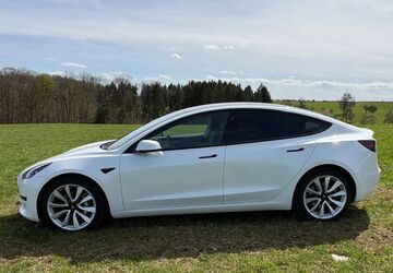 Tesla Model 3 65.000 km 24.000 &euro; Steinheim 89555
