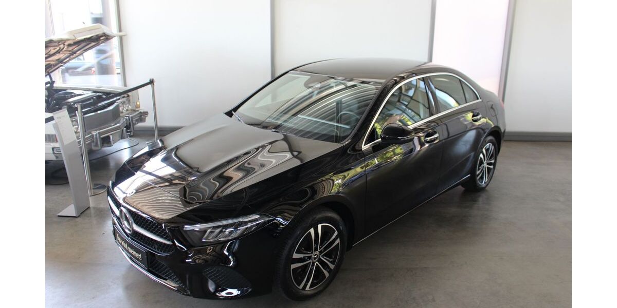 Mercedes-Benz A 250 17.175 km 33.190 &euro; Heidenheim 89520