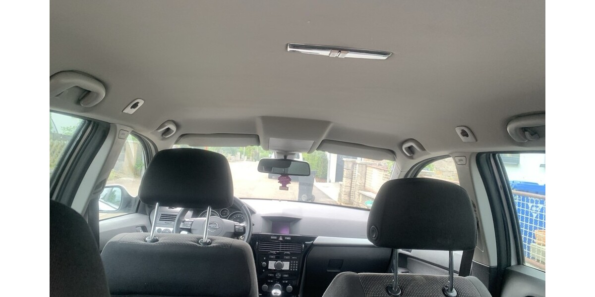 Opel Astra H Caravan 260.000 km 1.300 &euro; Aalen 73430