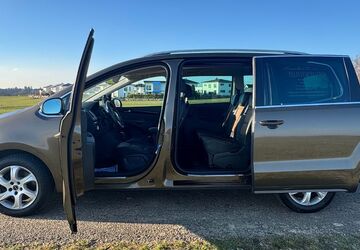 Seat Alhambra 228.000 km 8.099 &euro; Schechingen 73579