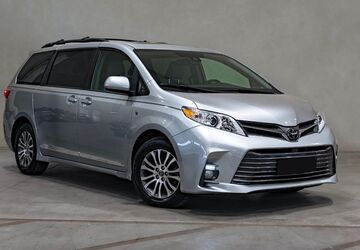 Toyota Sienna 19.000 km 29.900 &euro; Iggingen 73574