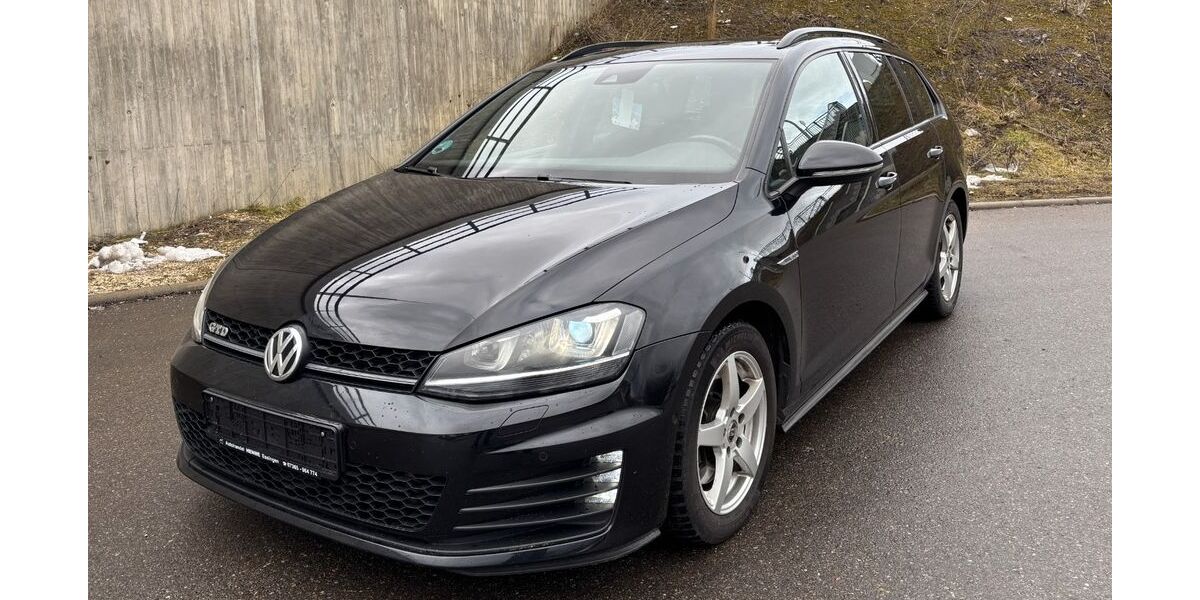 VW Golf 197.000 km 12.900 &euro; Essingen­­­ 73457