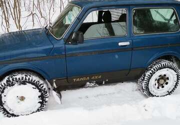 Lada Taiga 89.000 km 6.900 &euro; Heubach 73540