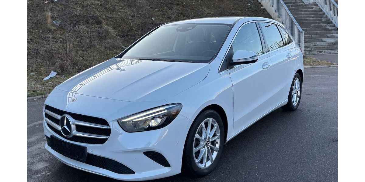 Mercedes-Benz B 180 152.000 km 16.422 &euro; Essingen­­­ 73457