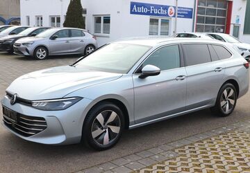 VW Passat Variant 15.700 km 32.999 &euro; Ellwangen - Neunstadt 73479