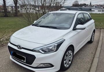 Hyundai i20 91.000 km 8.900 &euro; Nattheim 89564
