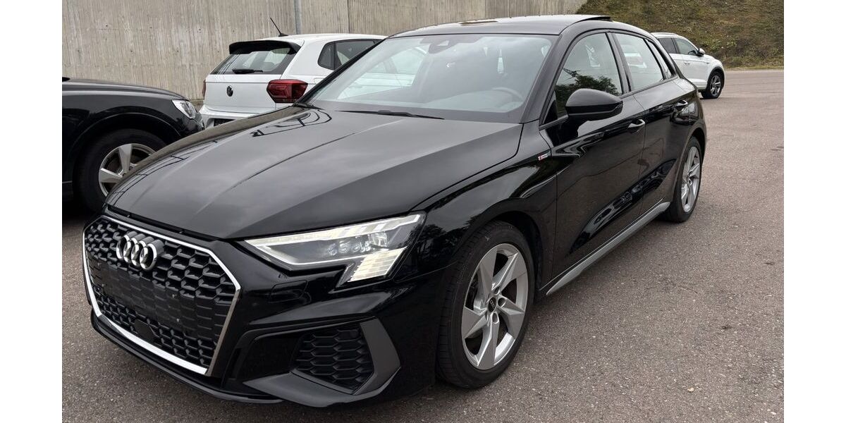 Audi A3 134.000 km 22.000 &euro; Essingen­­­ 73457